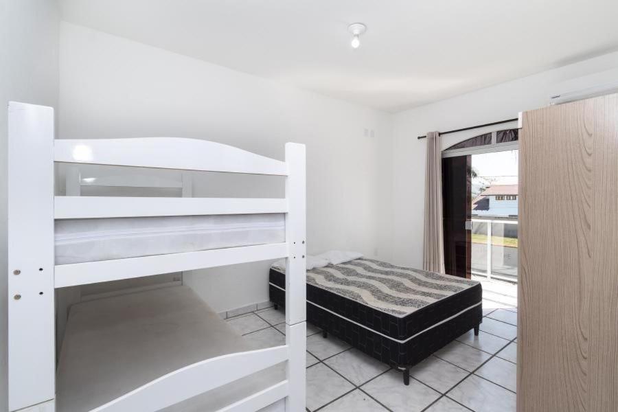 Residencial Ipe Amarelo Bombinhas Exterior photo